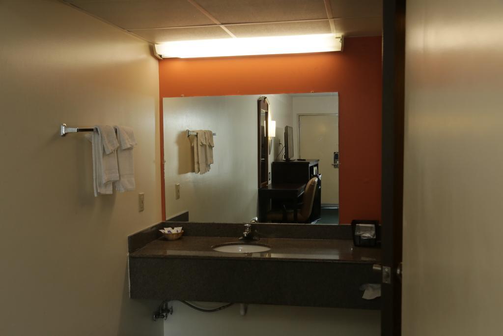 Theroff'S Motel Washington Extérieur photo